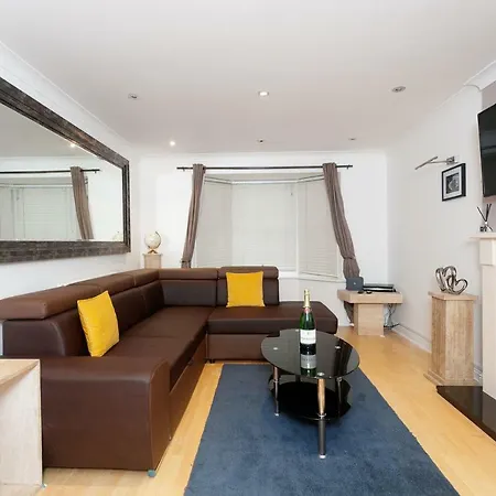 Valentino House Apartment